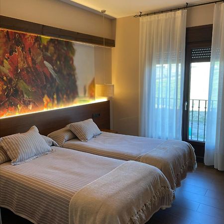 Casa Lola Hotel Руеда Екстериор снимка