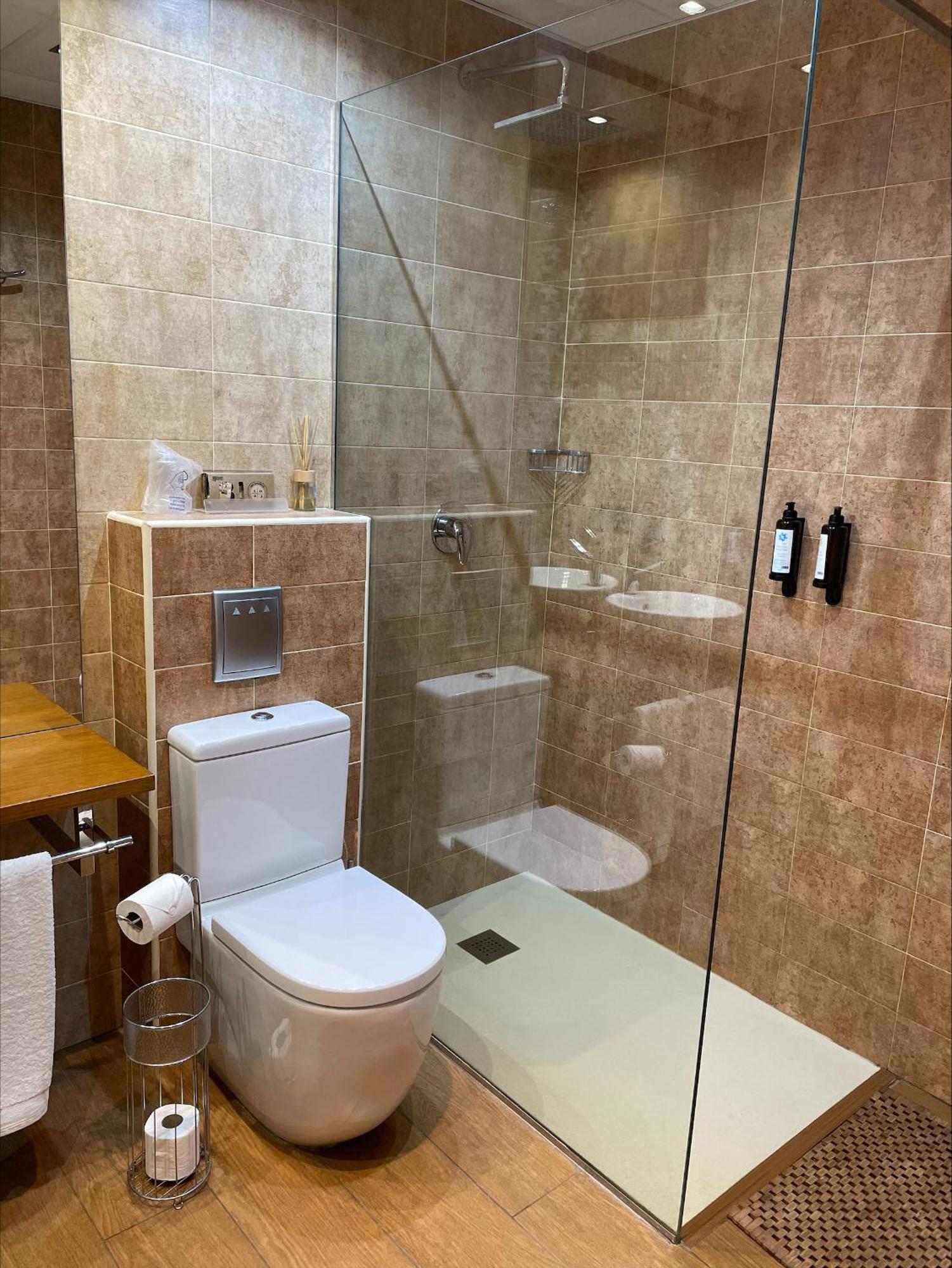 Casa Lola Hotel Руеда Екстериор снимка