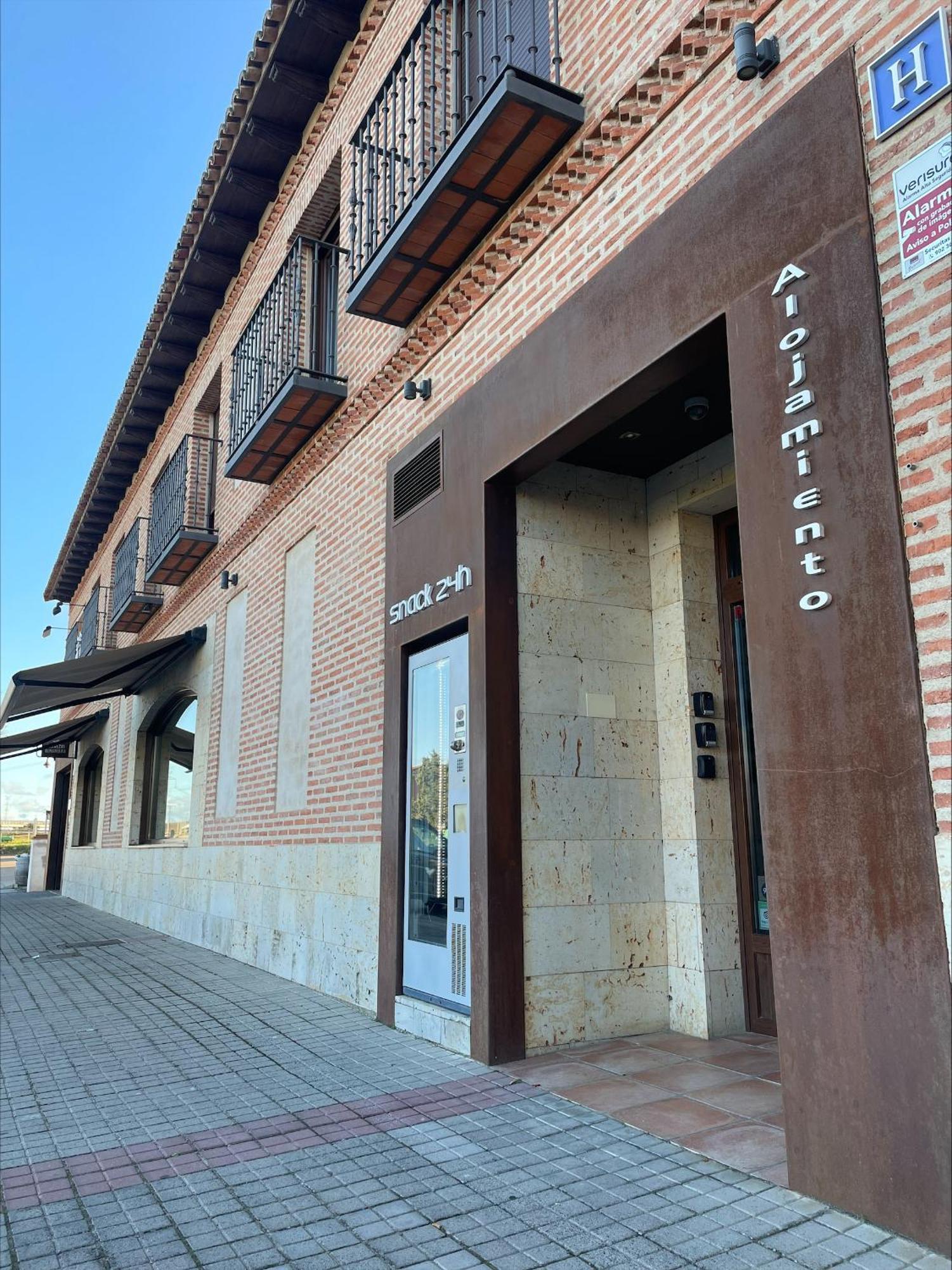 Casa Lola Hotel Руеда Екстериор снимка