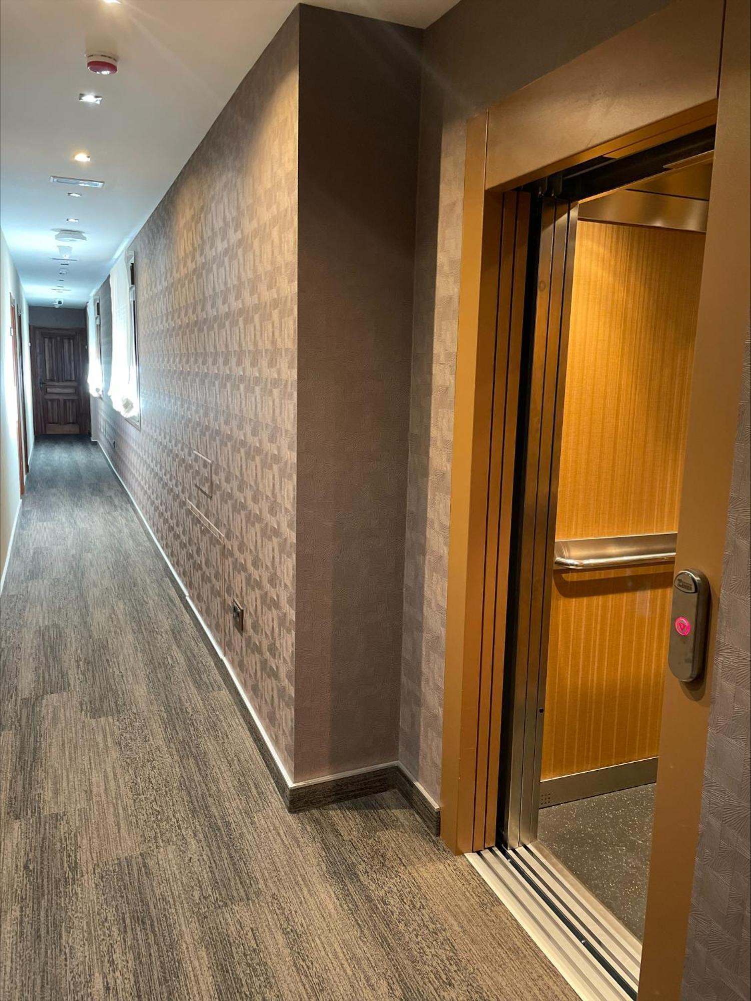 Casa Lola Hotel Руеда Екстериор снимка
