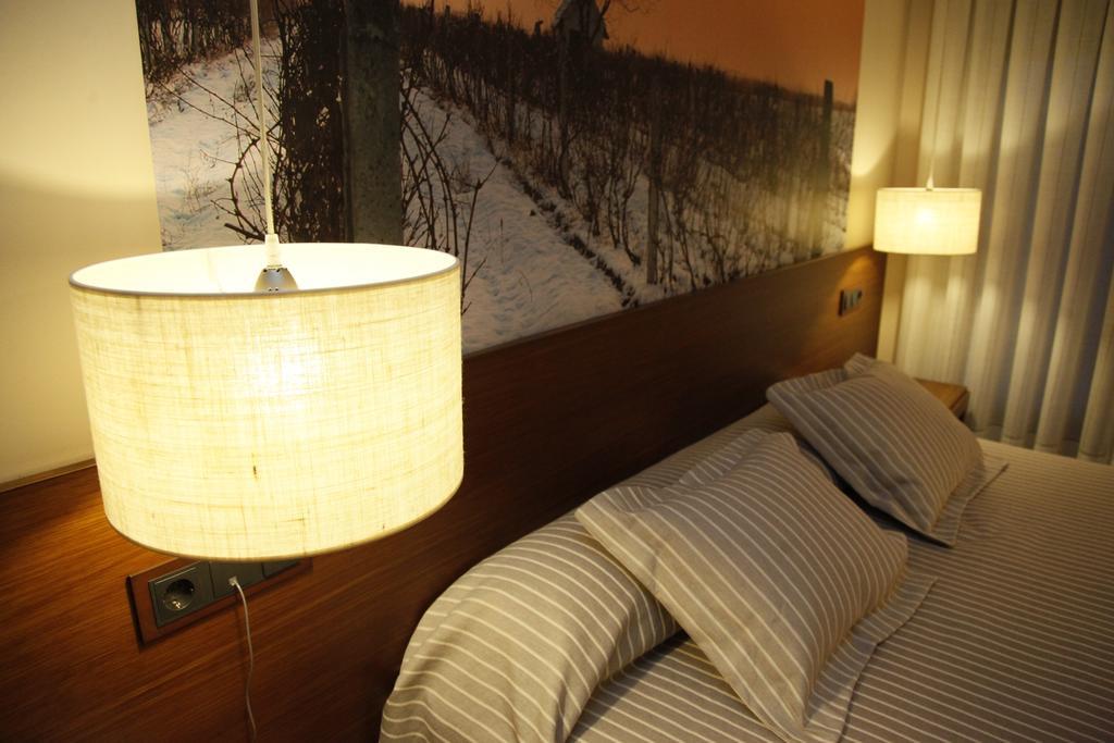 Casa Lola Hotel Руеда Екстериор снимка