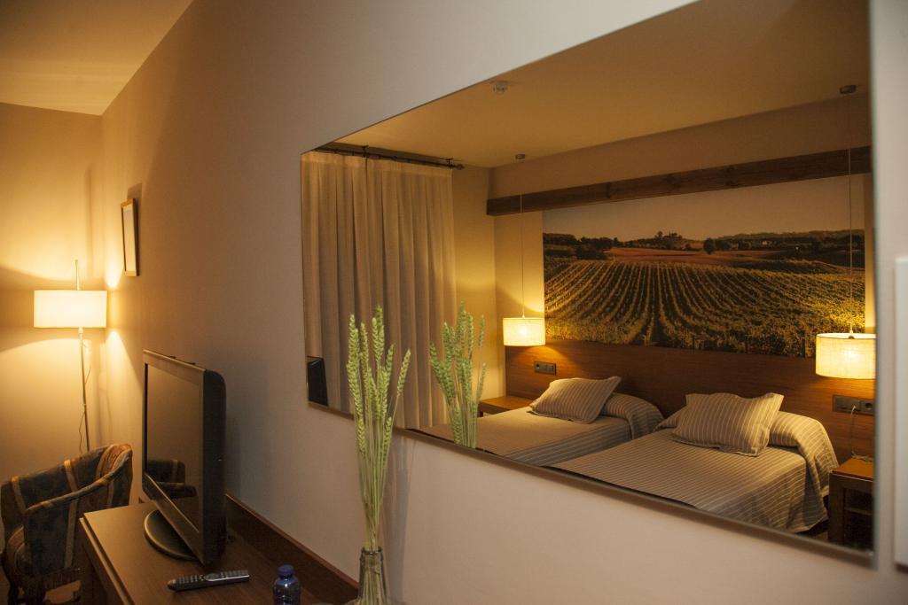 Casa Lola Hotel Руеда Екстериор снимка